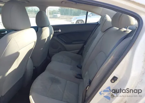 2015 Kia Forte Lx z USA, uszkodzony, nr VIN KNAFK4A63F5409407